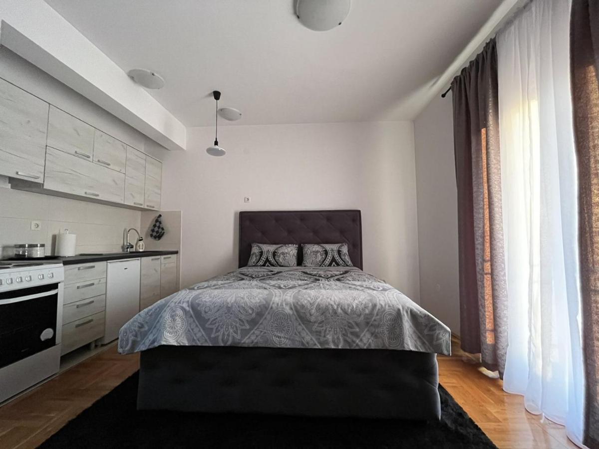 Studio Place 8 Podgorica Ngoại thất bức ảnh