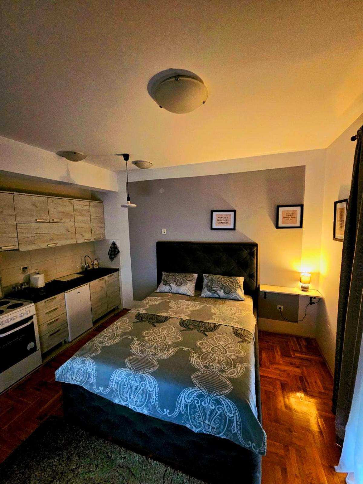 Studio Place 8 Podgorica Ngoại thất bức ảnh